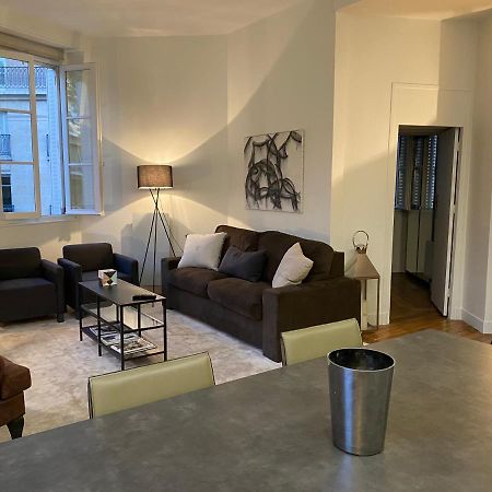 Appartement 3 Chambres Paris 7E エクステリア 写真